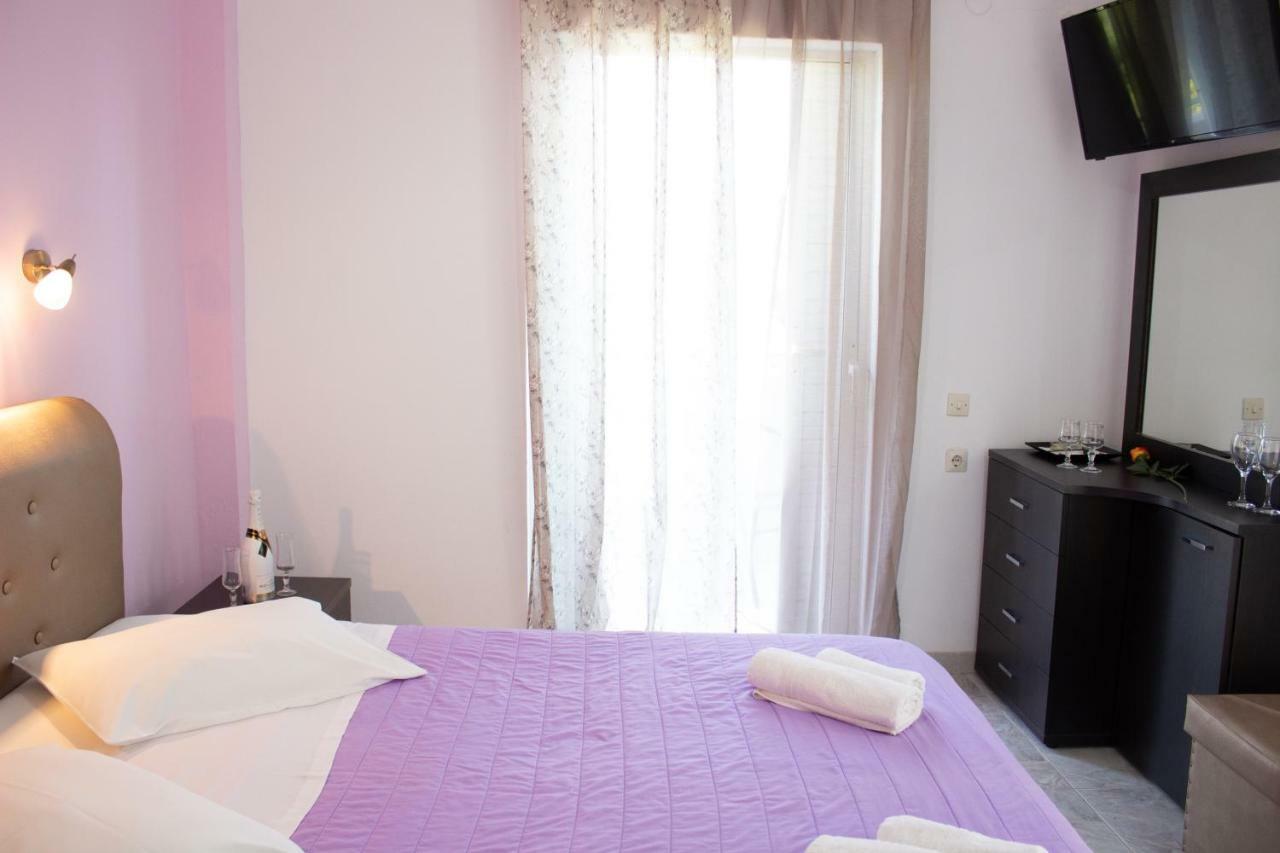 Rizos Bay Sarakiniko Hotel Sarakiniko  Buitenkant foto
